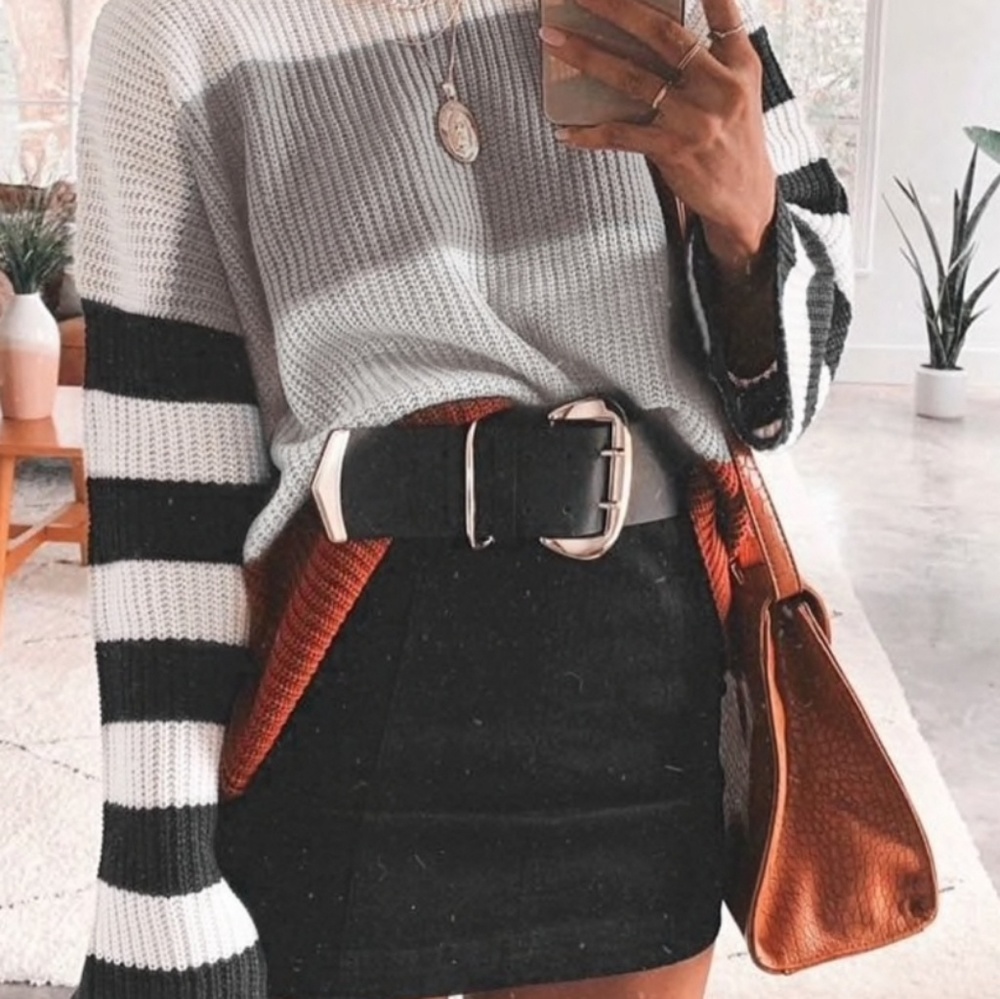 🍁BOUTIQUESALE!🍁 Color block striped sweaters